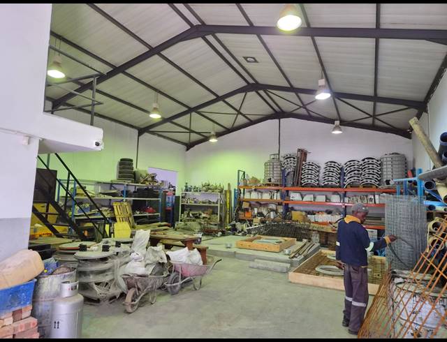 540M² WAREHOUSE TO LET IN SAXENBURG PARK 1